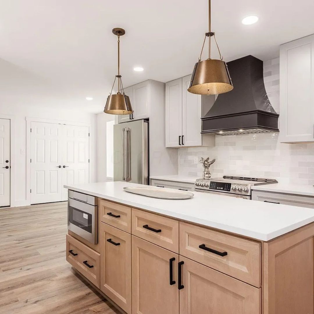 Evans Farm townhouse kitchen island with countertop