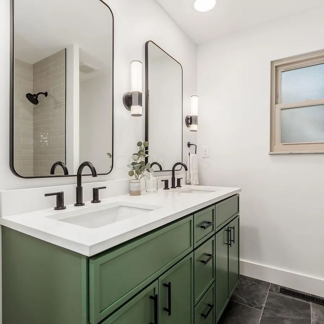 Evans Farm townhouse countertop and cabinet work