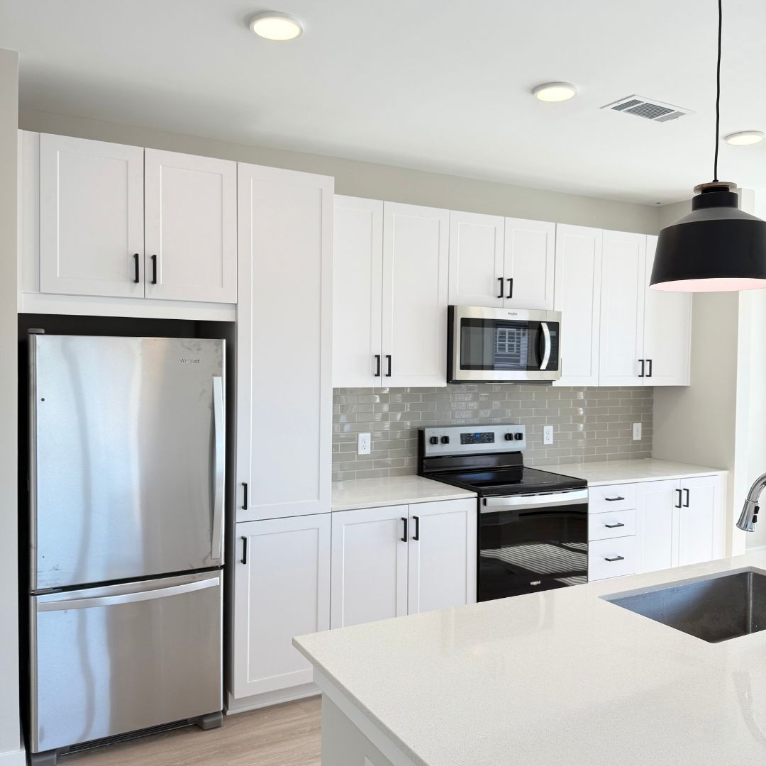Lake Norman apartment kitchen with island